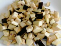 Fraîche découpe fruits et légumes : Aubergine cube prête à cuire